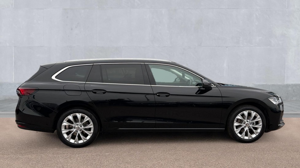 Used Skoda Superb 2024 for sale - 76217125: Photo 4
