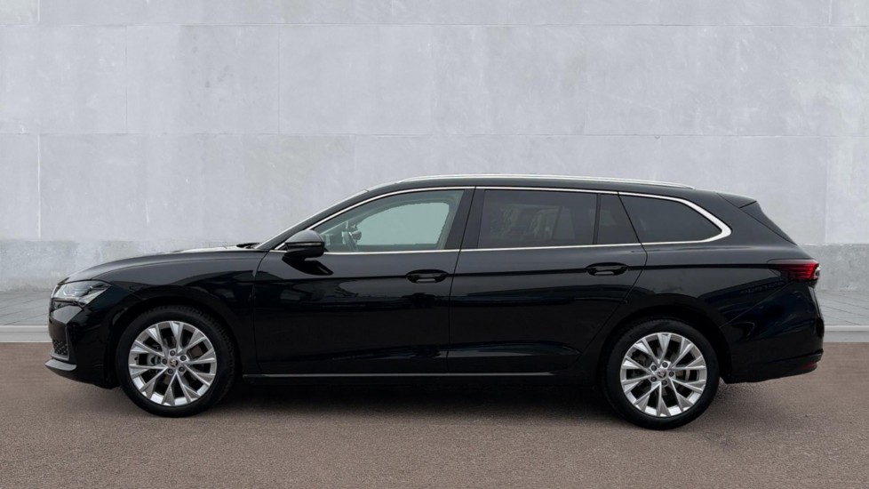 Used Skoda Superb 2024 for sale - 76217125: Photo 9