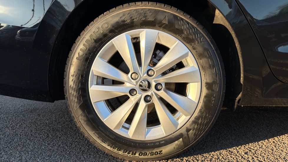 Used Skoda Octavia 2024 for sale - 76874061: Photo 5