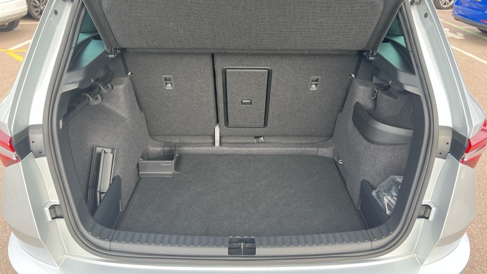Used Skoda Karoq 2024 for sale - 75902053: Photo 16