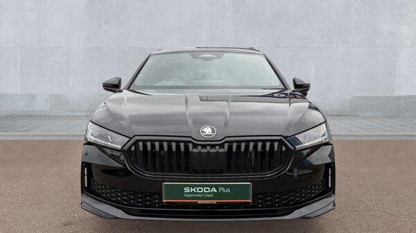 Used Skoda Superb 2025 for sale - 76289824: Photo 10