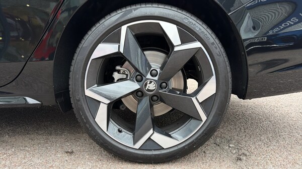Used Skoda Superb 2025 for sale - 76289824: Photo 18