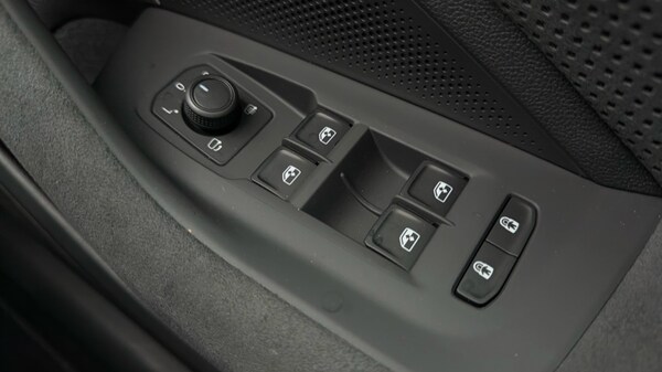 Used Skoda Superb 2025 for sale - 76289824: Photo 35