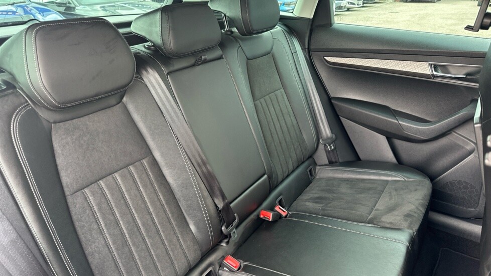 Used Skoda Karoq 2024 for sale - 76868423: Photo 15