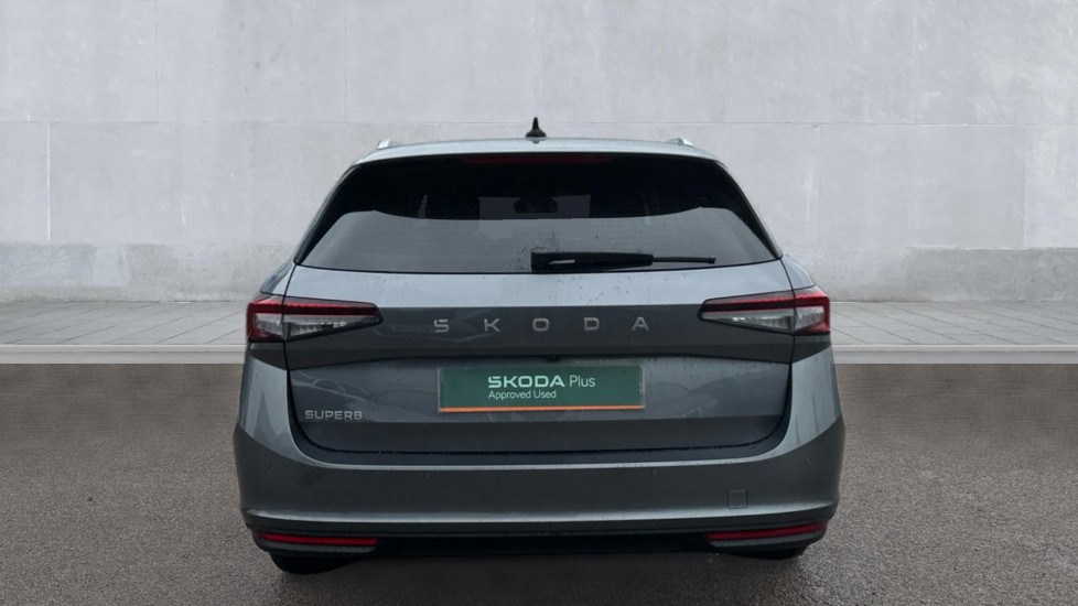 Used Skoda Superb 2024 for sale - 75776140: Photo 11