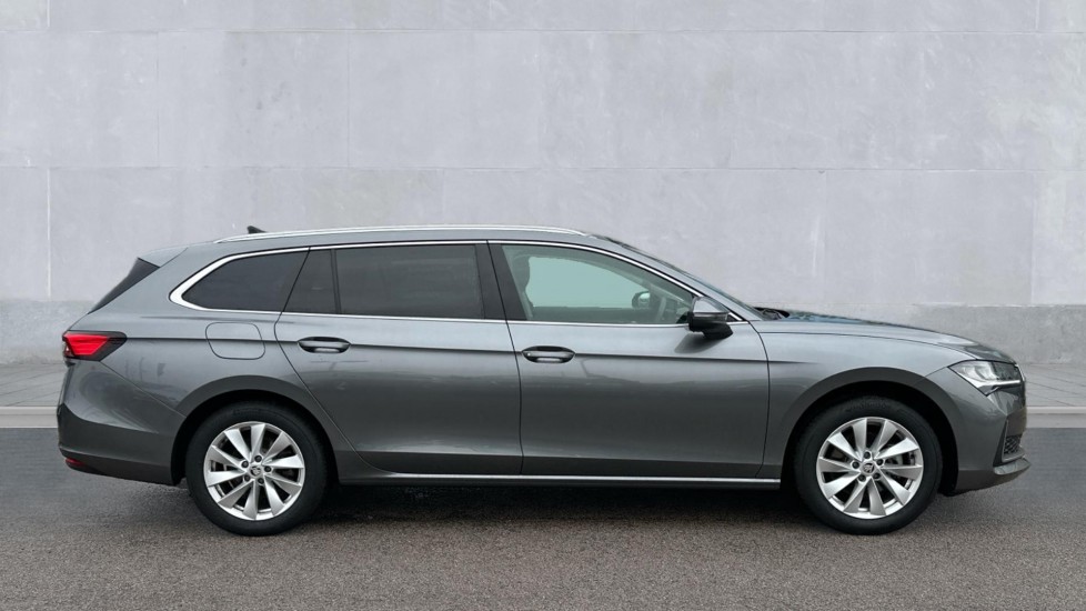 Used Skoda Superb 2024 for sale - 75776140: Photo 4