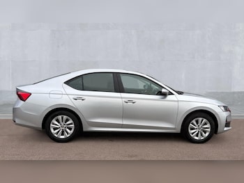 Used Skoda Octavia 2024 for sale - 76872333: Photo