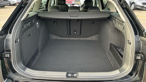 Used Skoda Superb 2024 for sale - 75480977: Photo 16