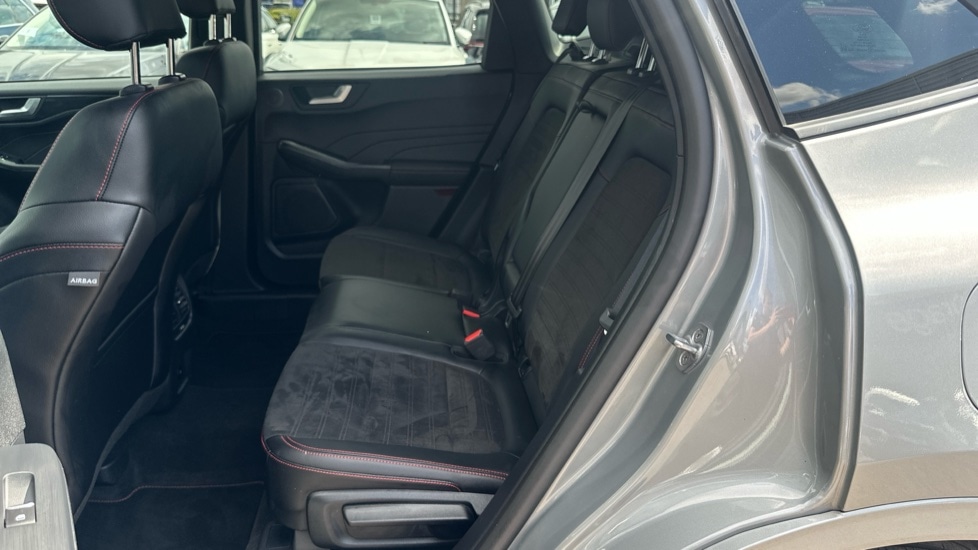 Used Ford Kuga 2023 for sale - 76921945: Photo 14