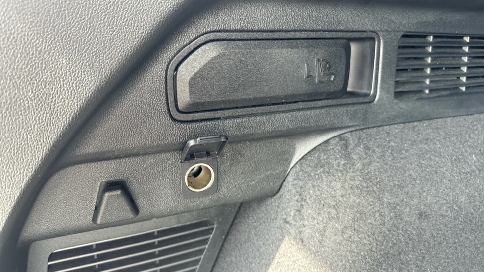 Used Ford Kuga 2023 for sale - 76921945: Photo 36