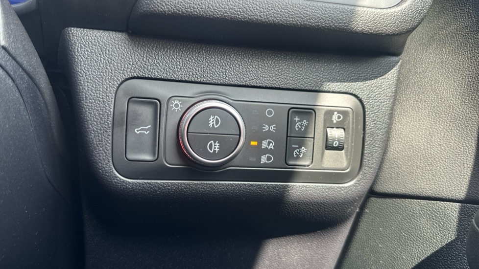 Used Ford Kuga 2023 for sale - 76921945: Photo 44