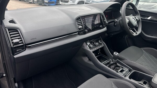 Used Skoda Karoq 2024 for sale - 75481038: Photo 2