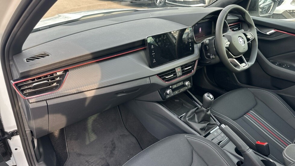 Used Skoda Kamiq 2025 for sale - 76868315: Photo 2