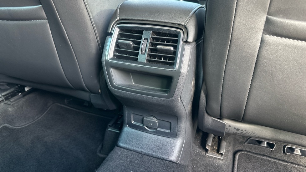 Vehicle 33