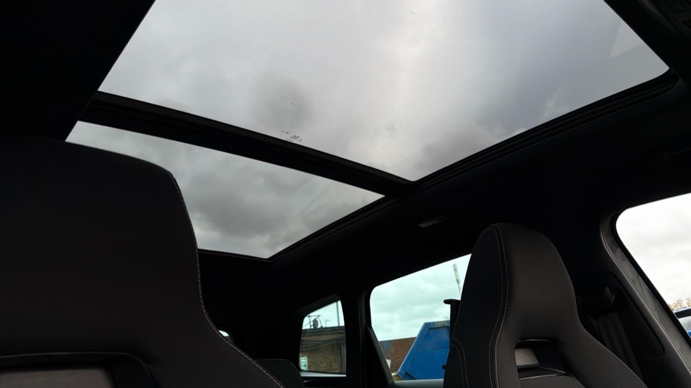 Used Skoda Karoq 2025 for sale - 76623527: Photo 36