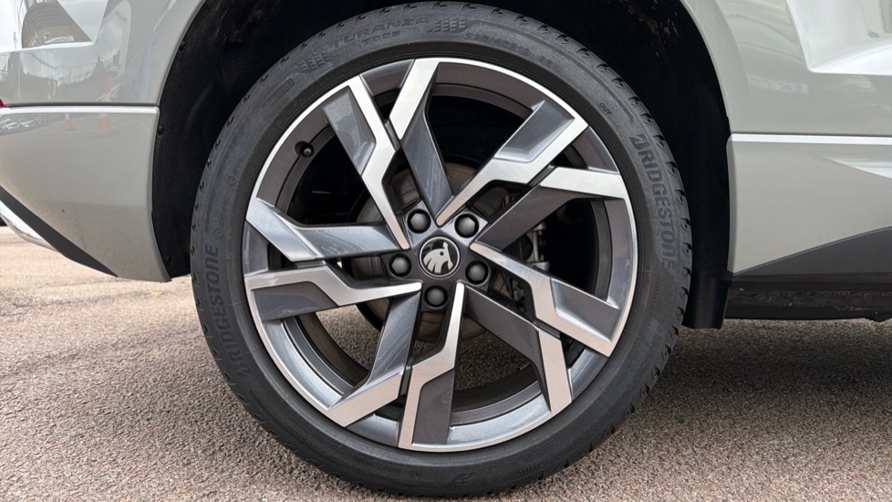 Used Skoda Karoq 2025 for sale - 76623527: Photo 5