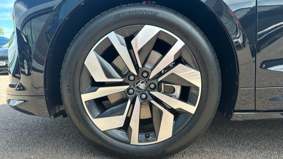 Used Skoda Enyaq 2025 for sale - 76217274: Photo 19