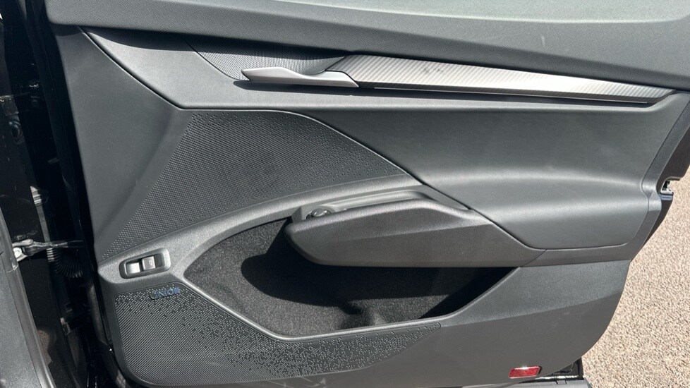 Used Skoda Enyaq 2025 for sale - 76217274: Photo 34