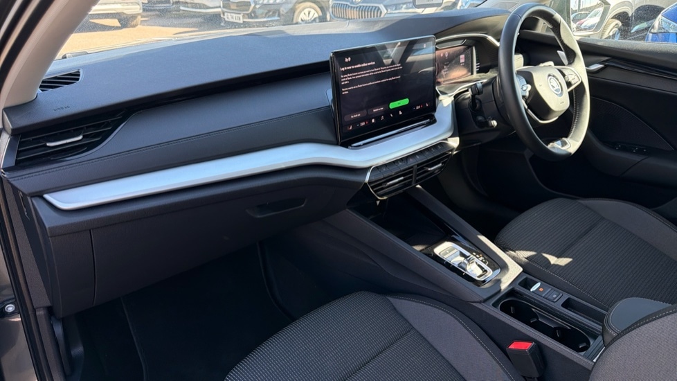 Used Skoda Octavia 2024 for sale - 76870047: Photo 2