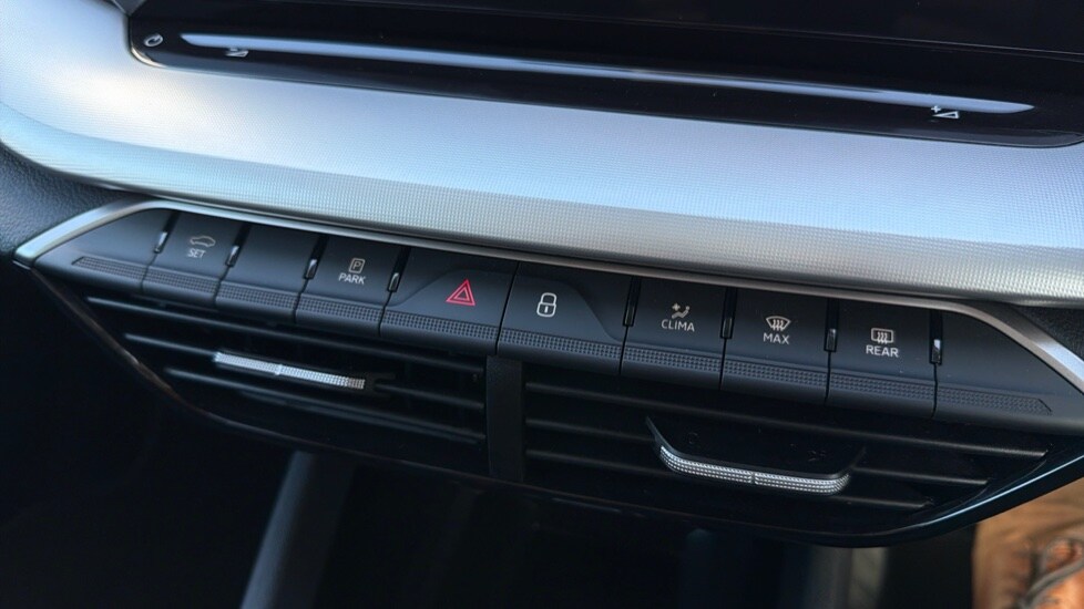 Used Skoda Octavia 2024 for sale - 76870047: Photo 28