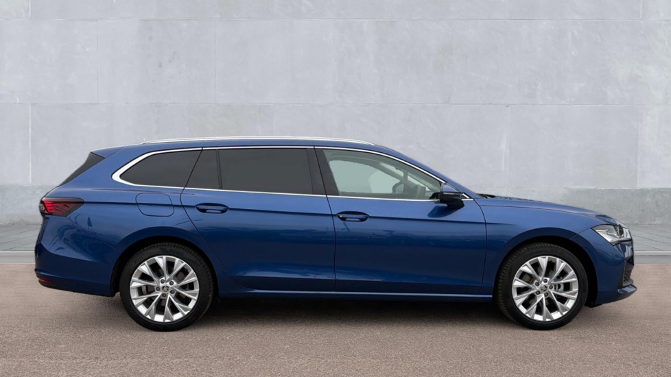 Used Skoda Superb 2024 for sale - 76217272: Photo 4