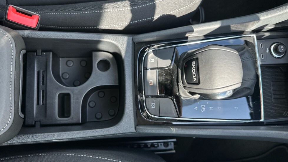 Vehicle 33