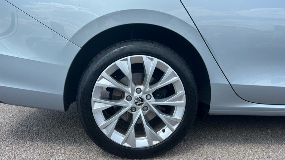 Used Skoda Superb 2024 for sale - 76501510: Photo 18