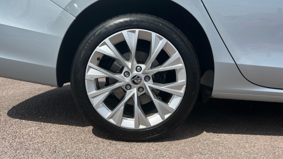 Used Skoda Superb 2024 for sale - 76501510: Photo 5