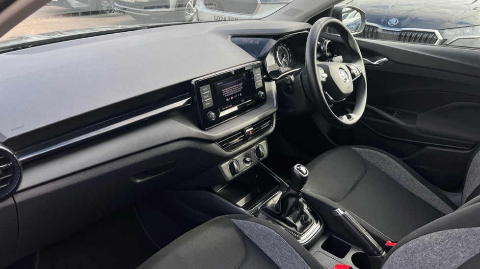 Used Skoda Fabia 2022 for sale - 76528928: Photo 2