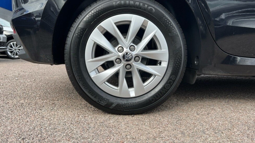 Used Skoda Fabia 2022 for sale - 76528928: Photo 5