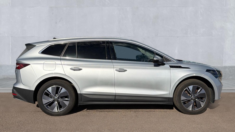 Used Skoda Enyaq 2024 for sale - 76276362: Photo 4