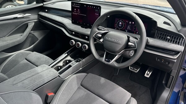 Used Skoda Superb 2025 for sale - 75481036: Photo 6