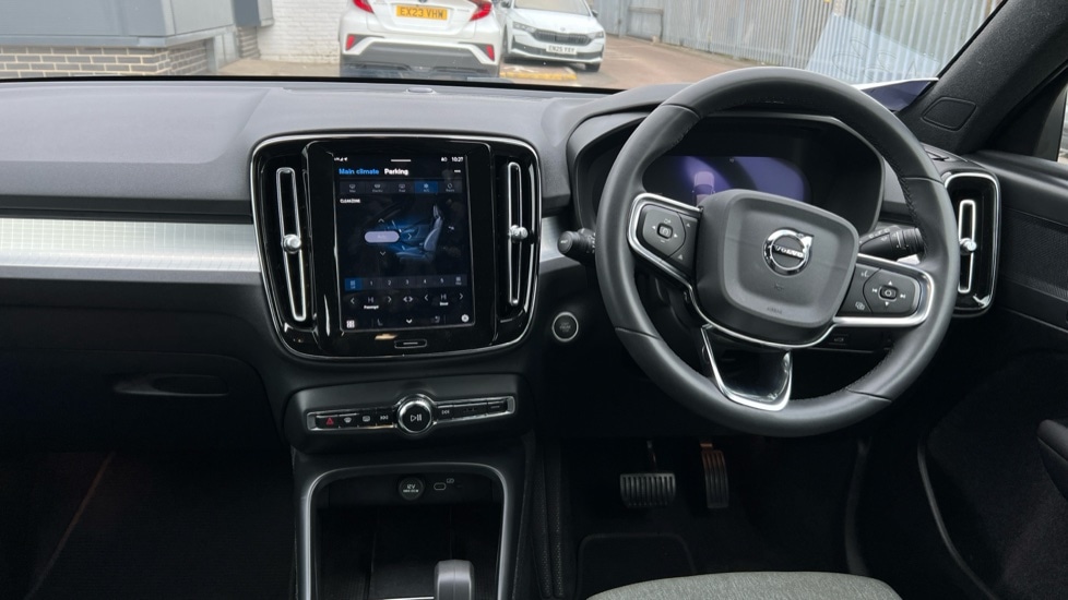 Used Volvo XC40 2022 for sale - 76130516: Photo 11