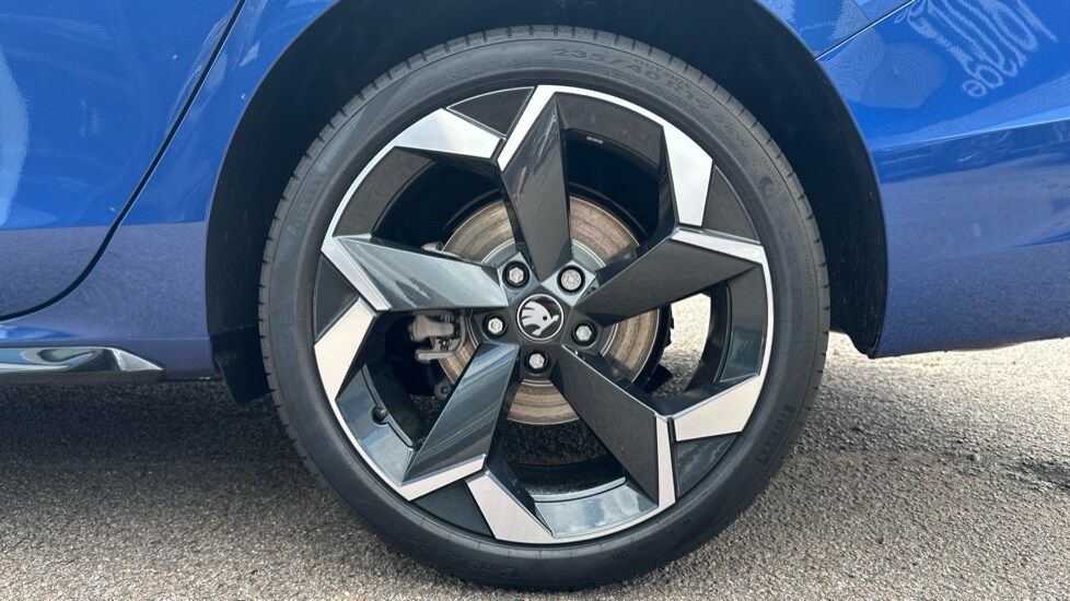 Used Skoda Superb 2025 for sale - 76868590: Photo 18