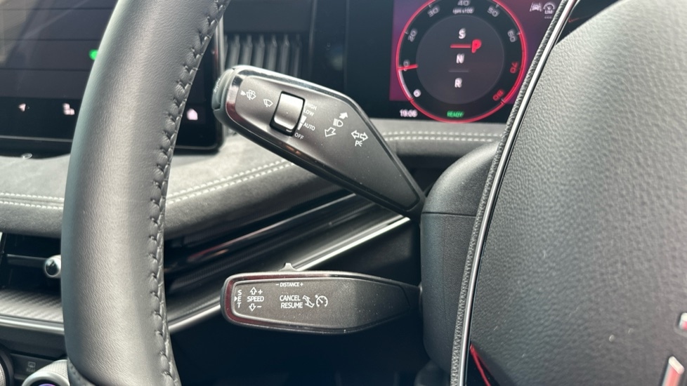 Used Skoda Superb 2025 for sale - 76868590: Photo 48