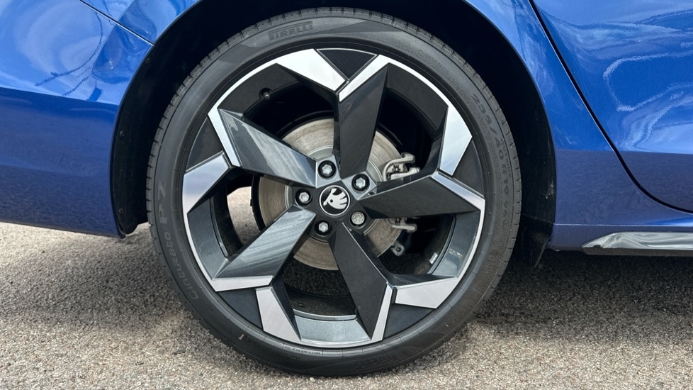 Used Skoda Superb 2025 for sale - 76868590: Photo 5