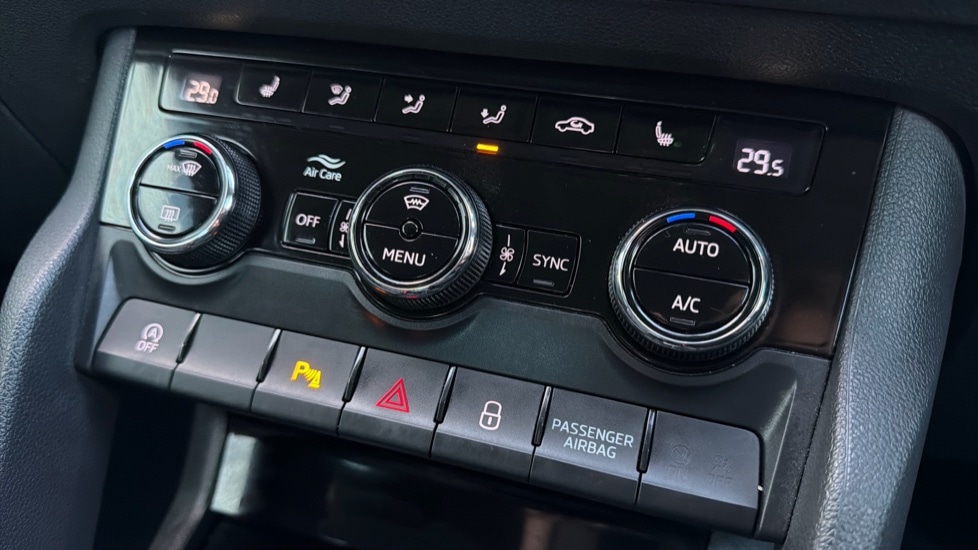 Used Skoda Karoq 2022 for sale - 76875000: Photo 33