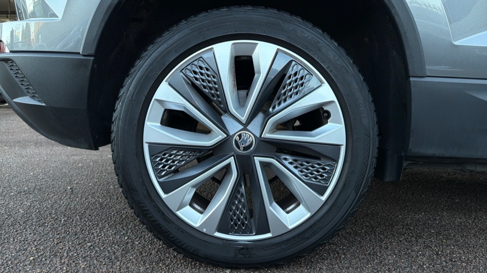 Used Skoda Karoq 2022 for sale - 76875000: Photo 5