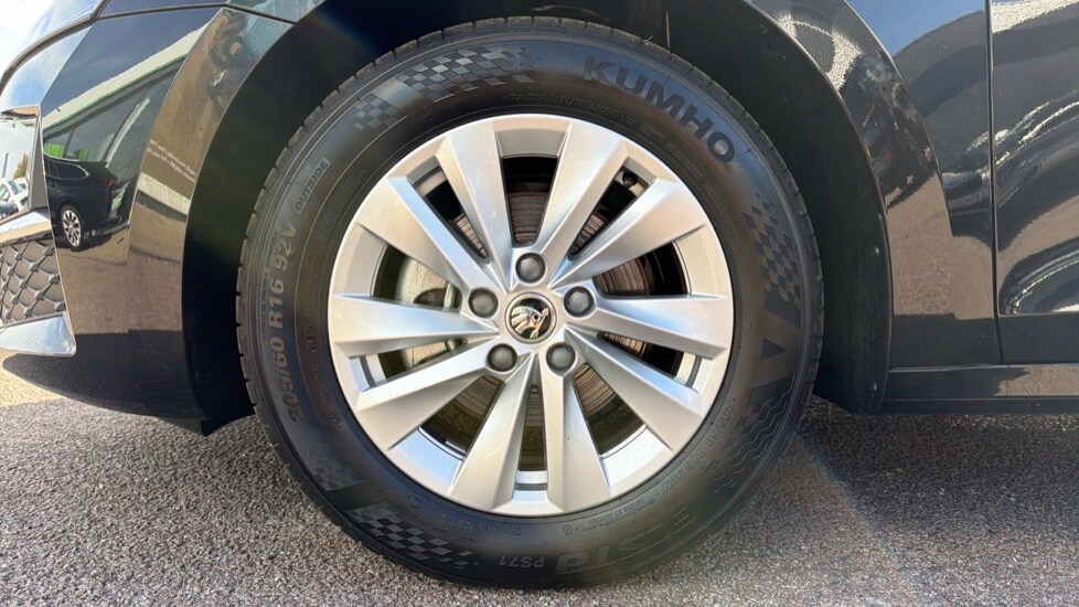 Used Skoda Octavia 2024 for sale - 76312419: Photo 19
