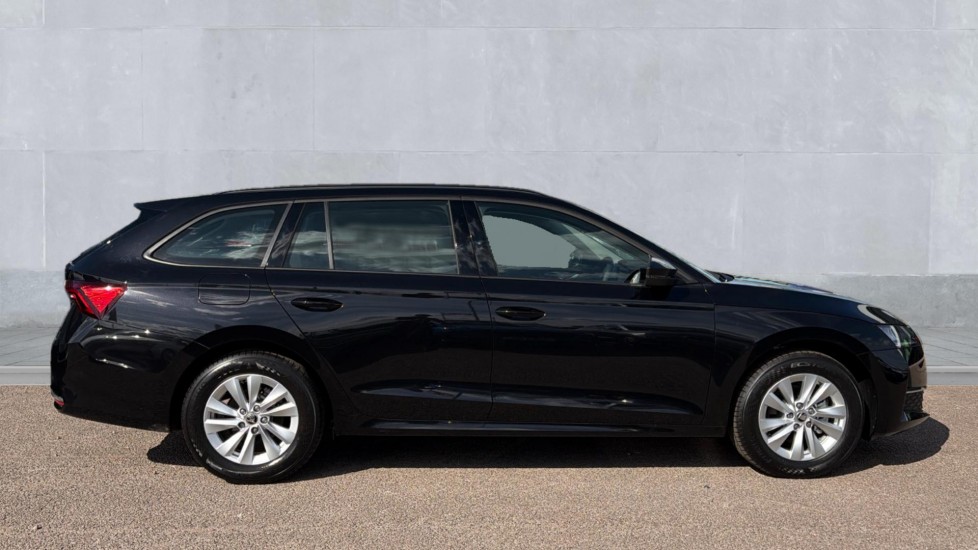 Used Skoda Octavia 2024 for sale - 76312419: Photo 4