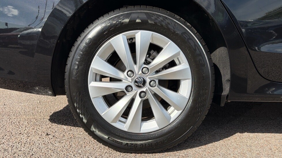 Used Skoda Octavia 2024 for sale - 76312419: Photo 5