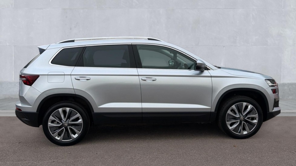 Used Skoda Karoq 2024 for sale - 76870457: Photo 4
