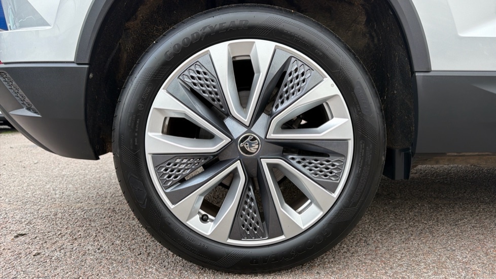 Used Skoda Karoq 2024 for sale - 76870457: Photo 5