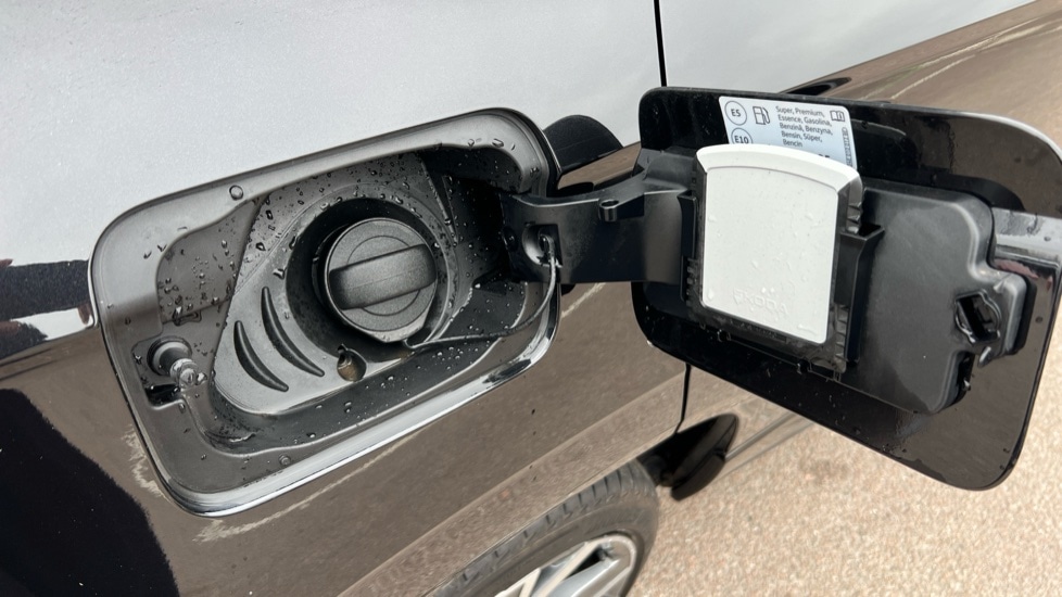 Used Skoda Karoq 2024 for sale - 76870500: Photo 27