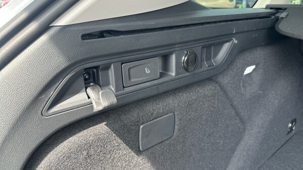 Used Volkswagen Passat 2024 for sale - 75481018: Photo 37