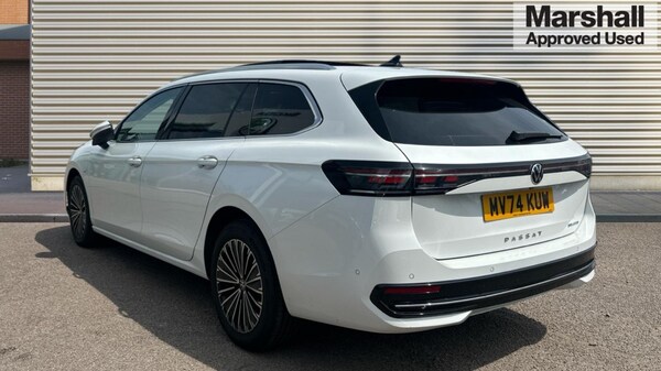 Used Volkswagen Passat 2024 for sale - 75481018: Photo 5