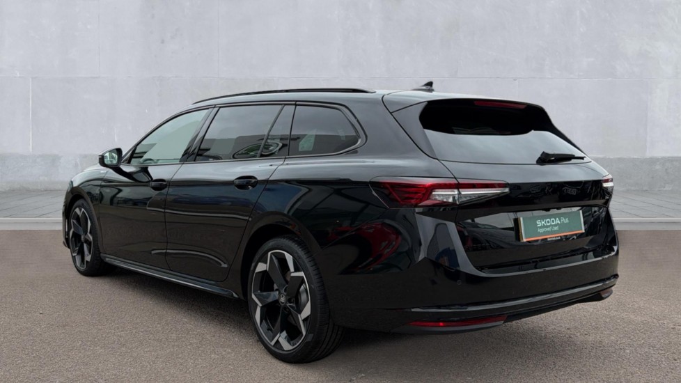 Used Skoda Superb 2025 for sale - 76870941: Photo 3