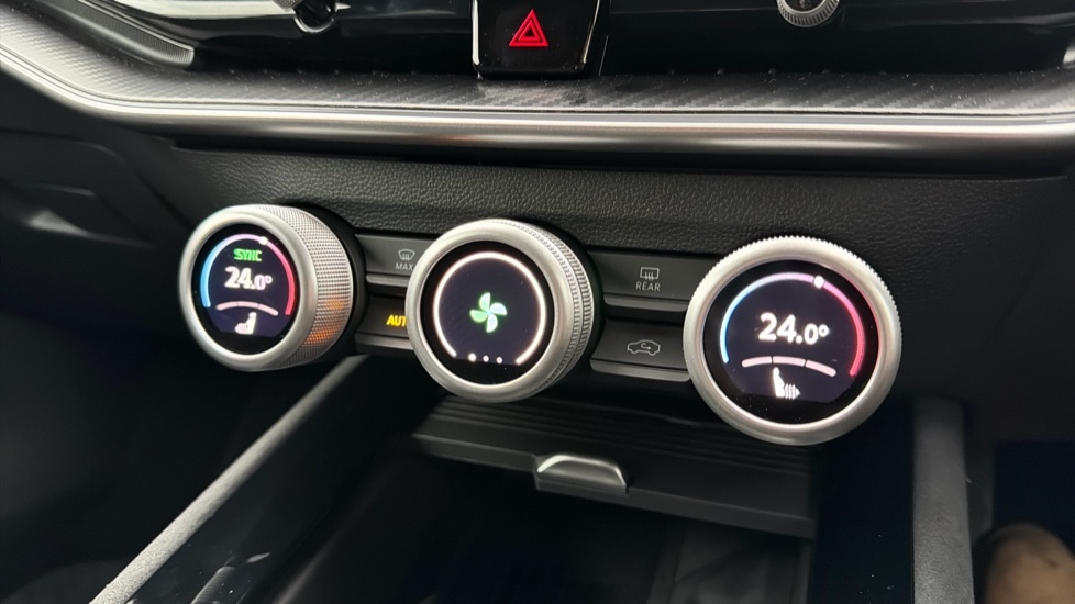 Used Skoda Superb 2025 for sale - 76870941: Photo 39