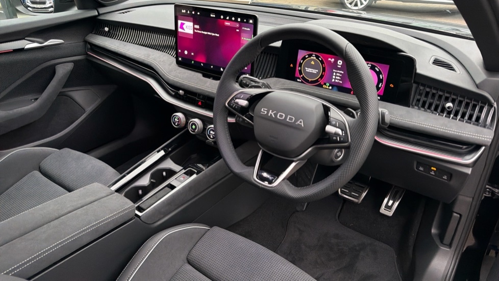 Used Skoda Superb 2025 for sale - 76870941: Photo 6