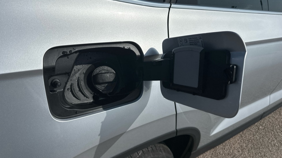 Used Skoda Karoq 2024 for sale - 76869450: Photo 27